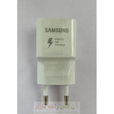 SAMSUNG Pure Adaptive Fast Charging Adapter